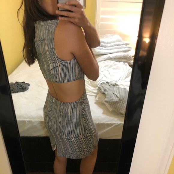 Forever 21 striped cutout dress - Picture 2 of 3